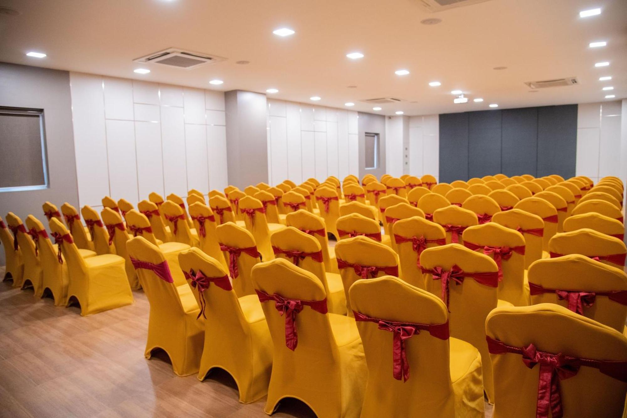 高角酒店 Tiruchirappalli 外观 照片