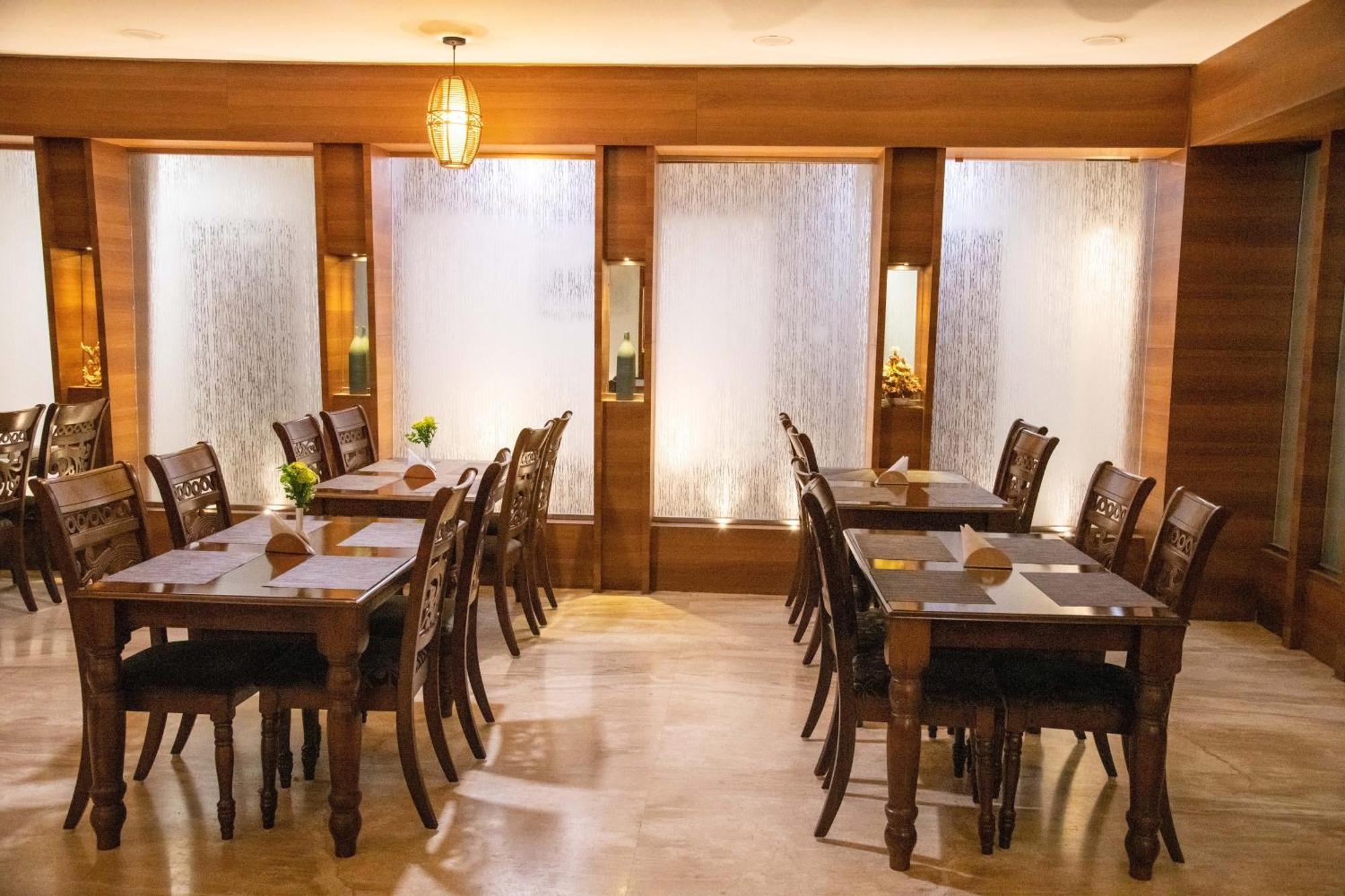 高角酒店 Tiruchirappalli 外观 照片