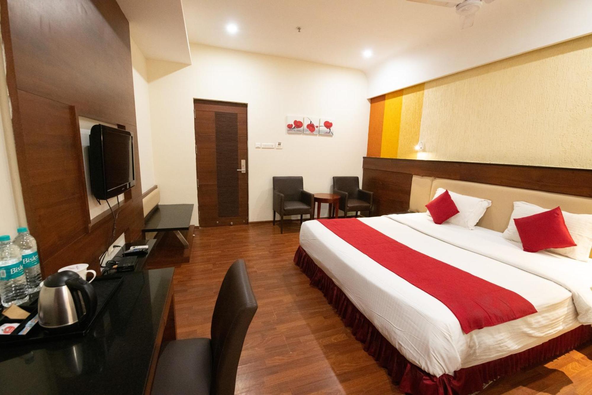 高角酒店 Tiruchirappalli 外观 照片