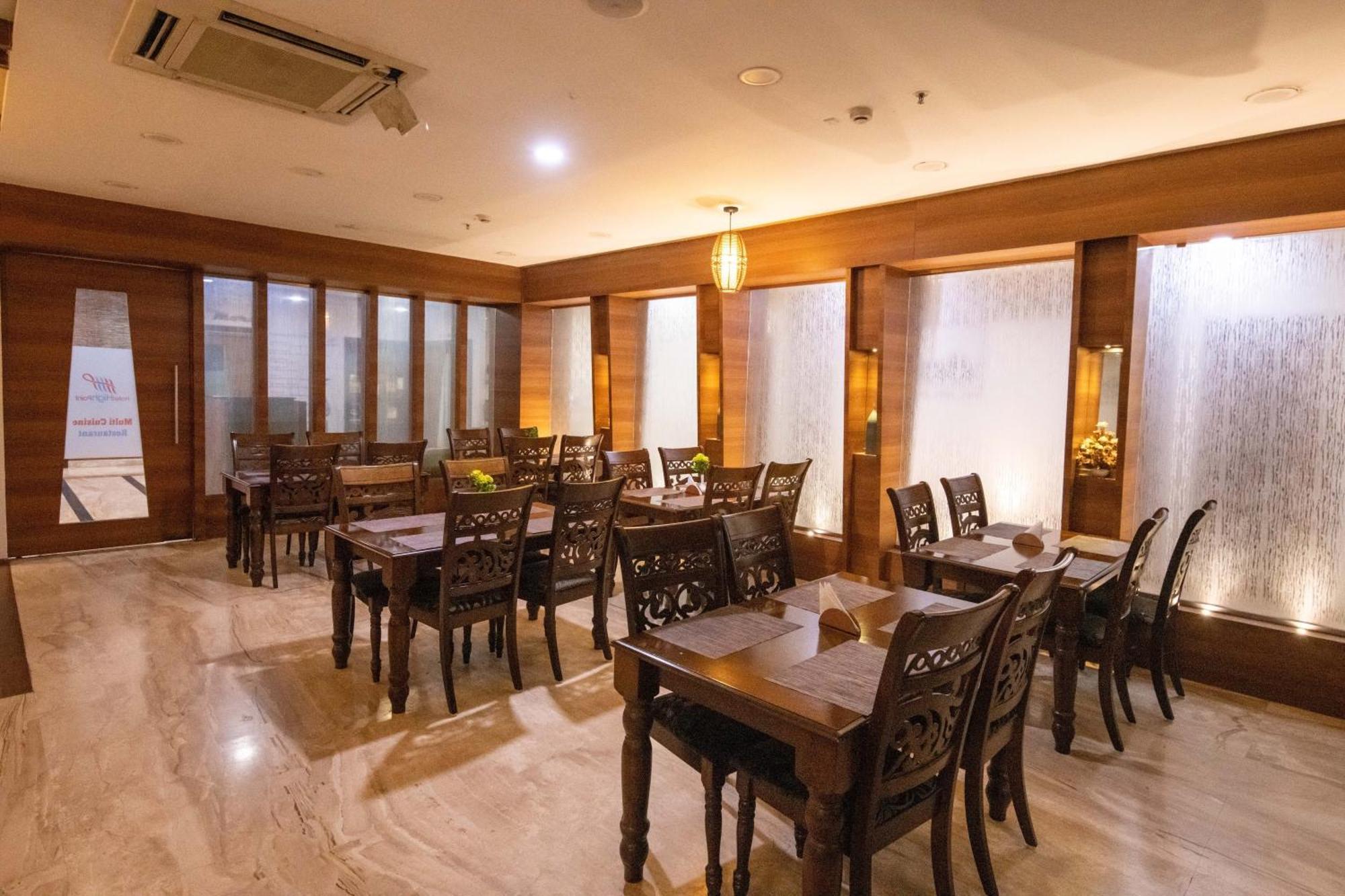 高角酒店 Tiruchirappalli 外观 照片